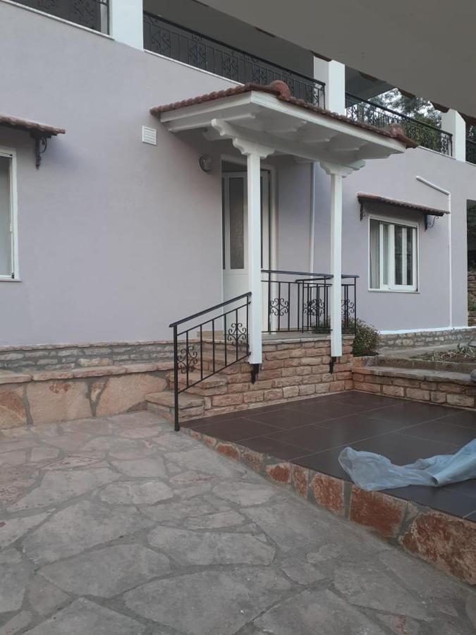 Lovely 1-Bedroom Apartment In ซารานเดอ ภายนอก รูปภาพ